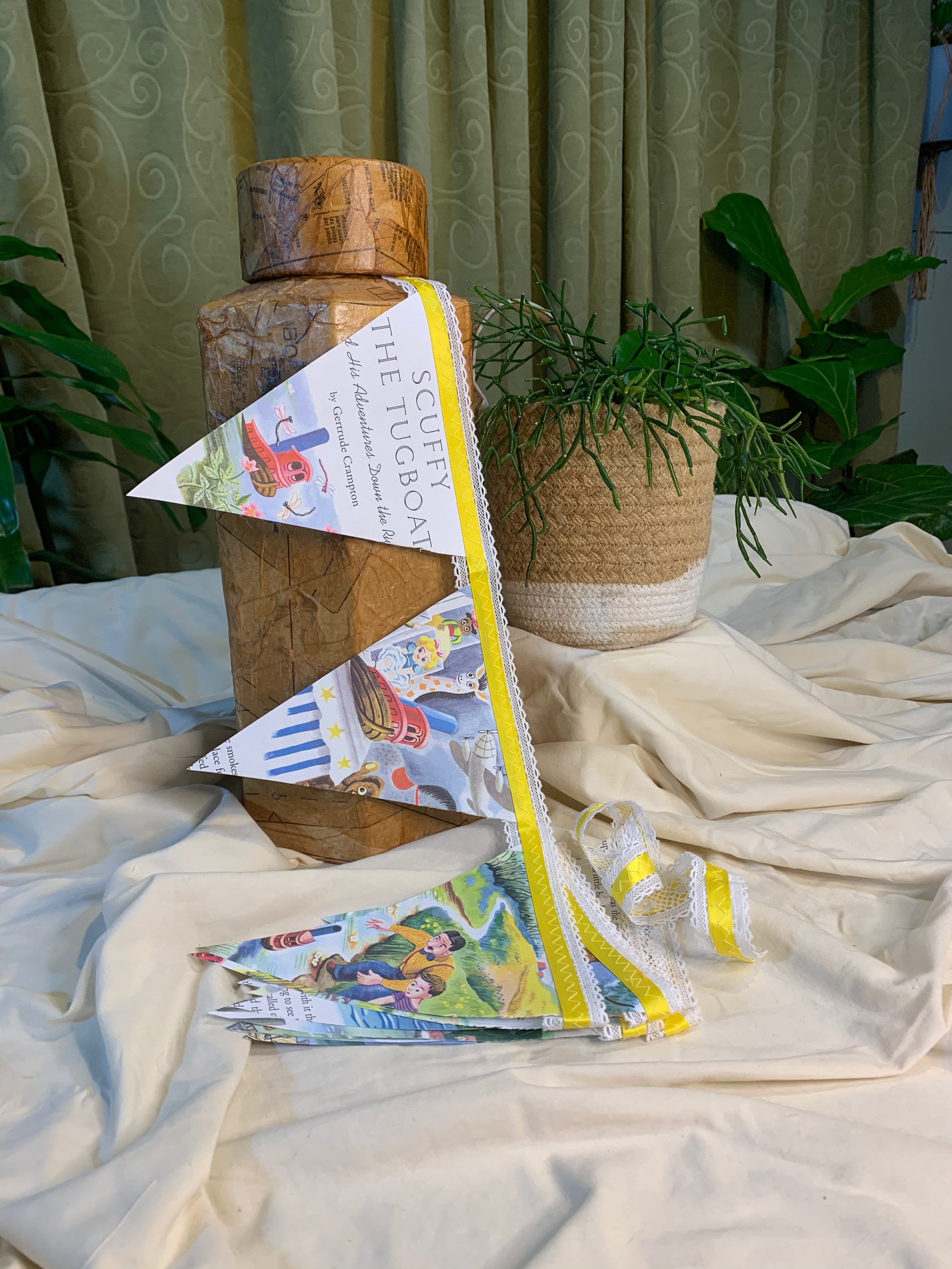 Bunting ~ Scuffy the Tugboat Little Golden Book - ElmsCreative
