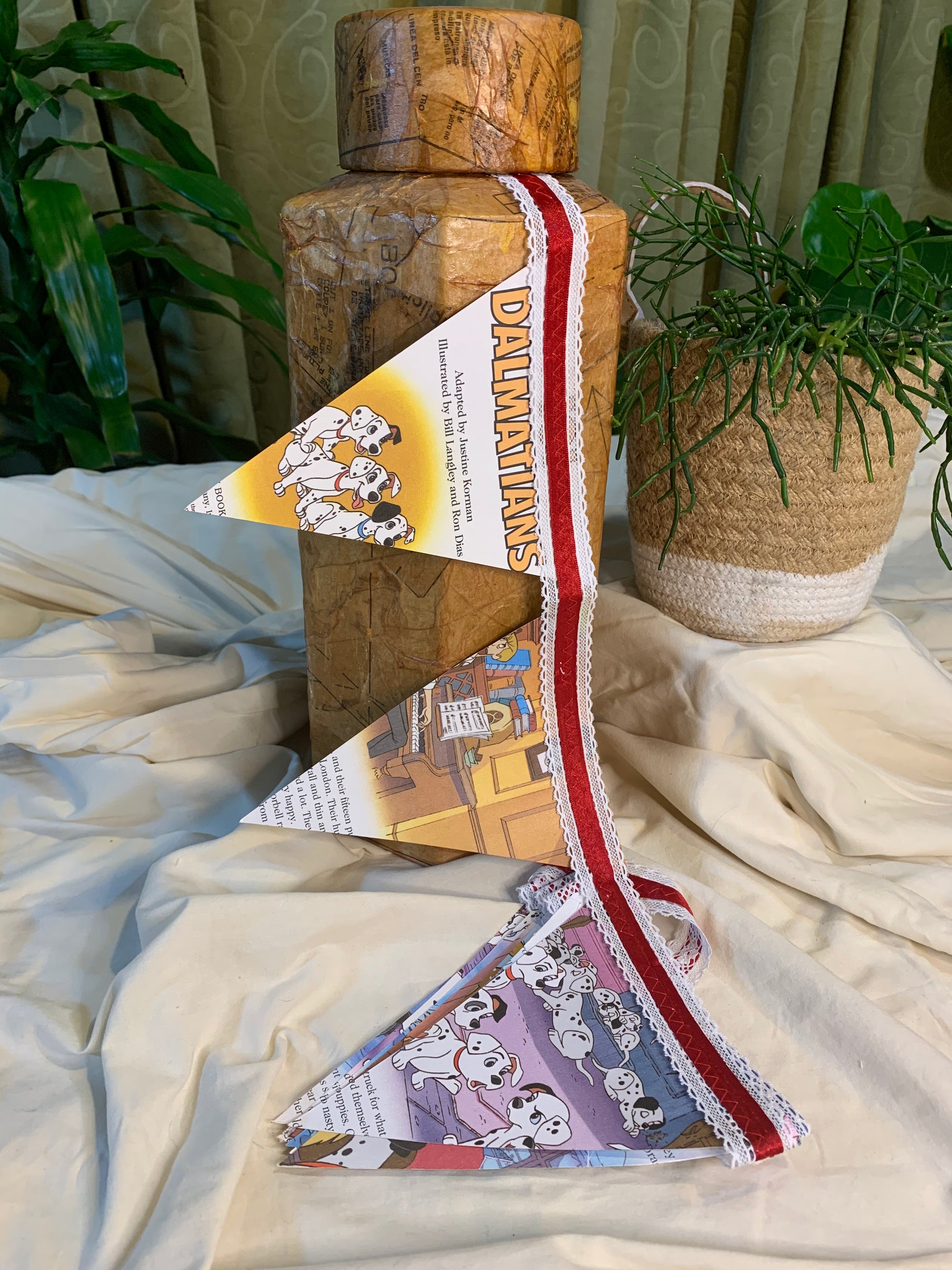 Bunting ~ 101 Dalmatians Little Golden Book - ElmsCreative
