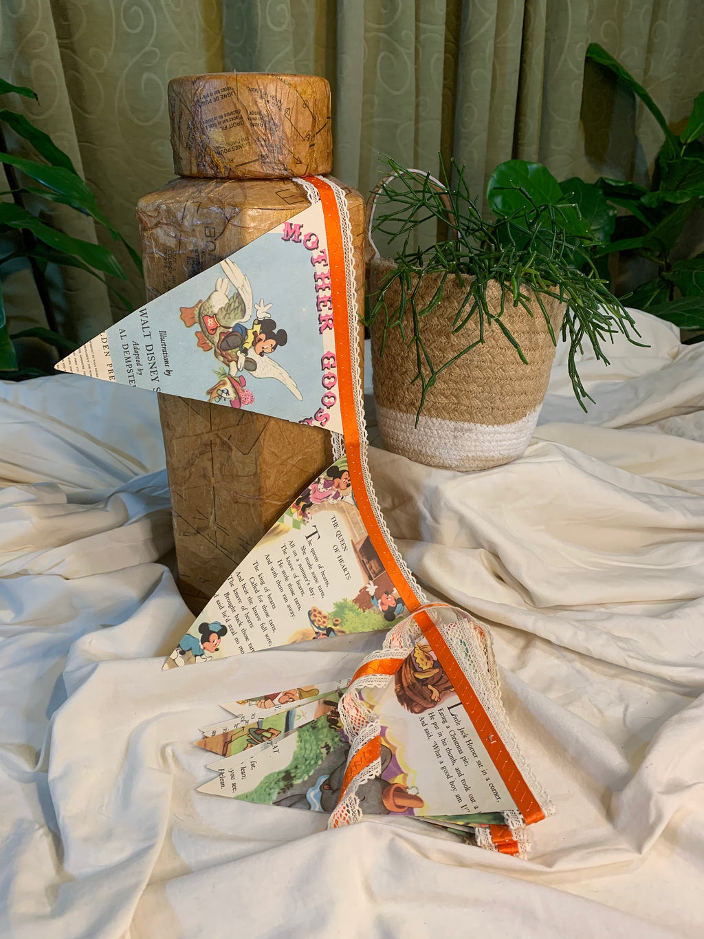 Bunting ~ Mother Goose Little Golden Book - ElmsCreative