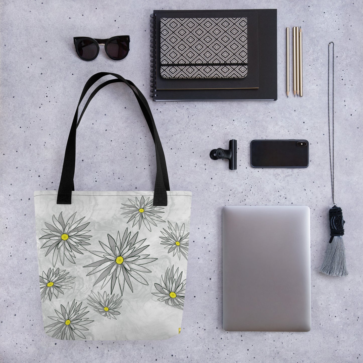 Paper Daisies Tote bag - ElmsCreative